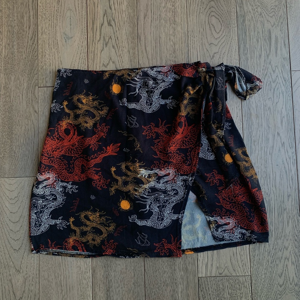 Dragon Print Skirt with Slit